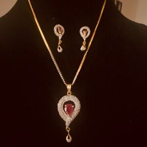 Gold and Silver Teardrop Pendant Necklace